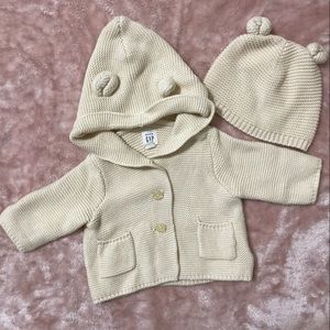 Knit baby bear sweater + bear hat